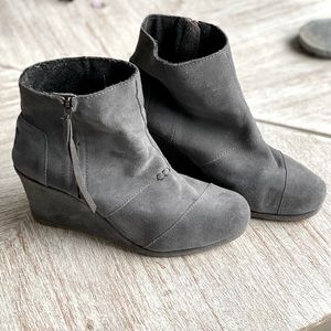 TOMS Suede Ankle Boots – Desert Wedge Booties